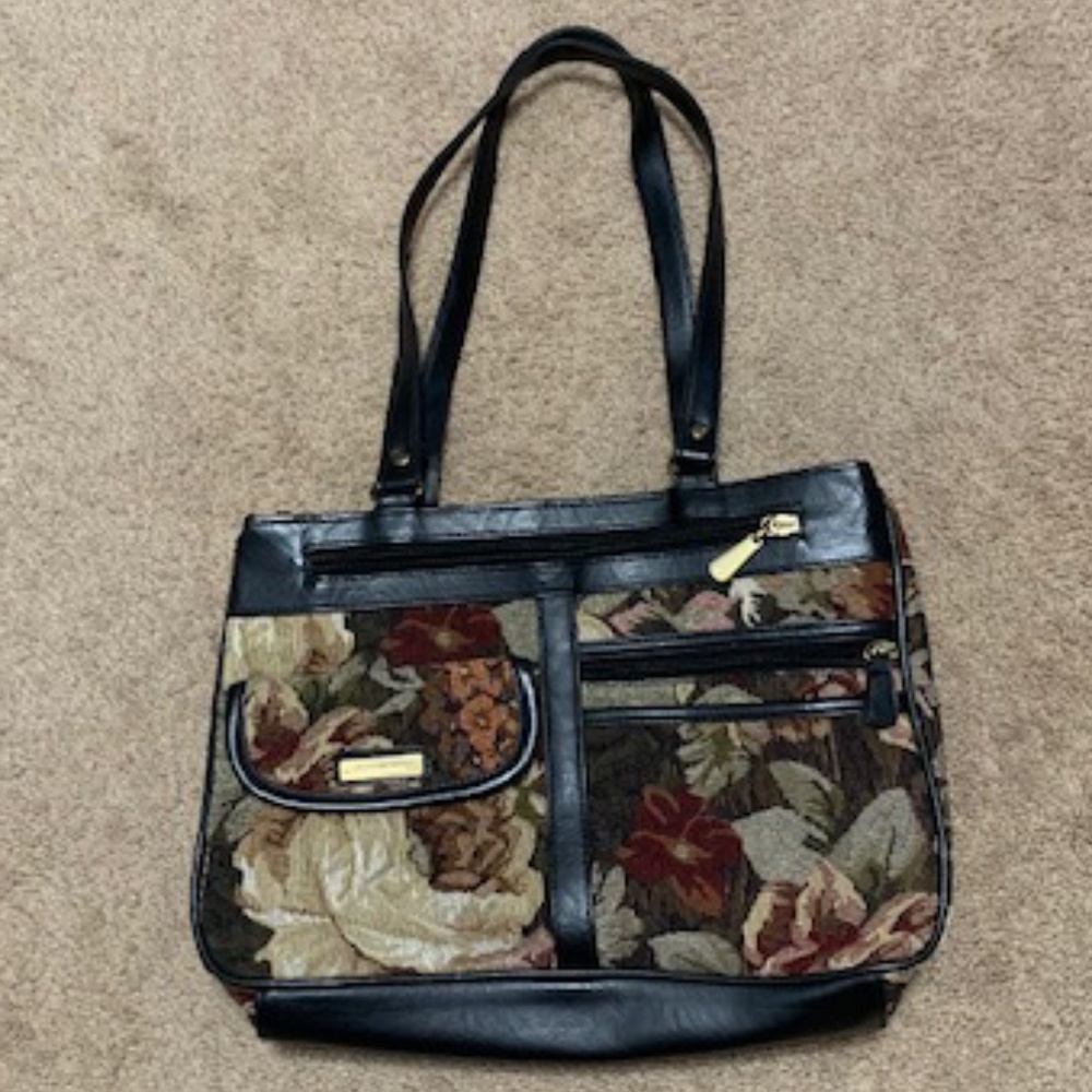 Collection Embroidery Shoulder Bag Style Purse